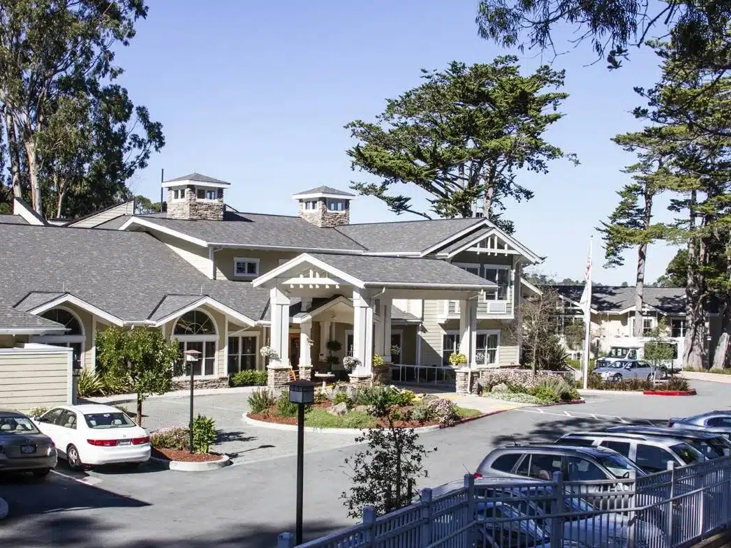 Ivy Park at Monterey — exterior